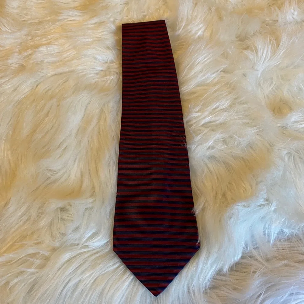 Brooks Brother blue & red stripped 100% silk tie